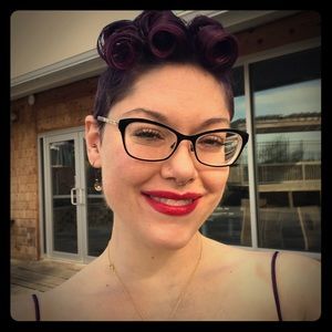 Meet your Posher, Samantha